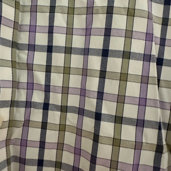 Untuckit White Purple Plaid Dress shirt size 3XL.  Relaxed Fit - Picture 3 of 4